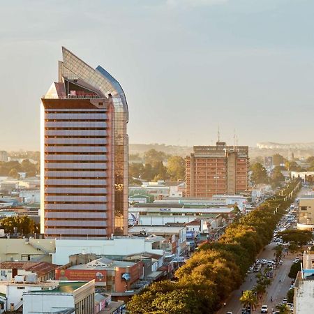 Hilton Garden Inn Society Business Park Лусака Екстериор снимка