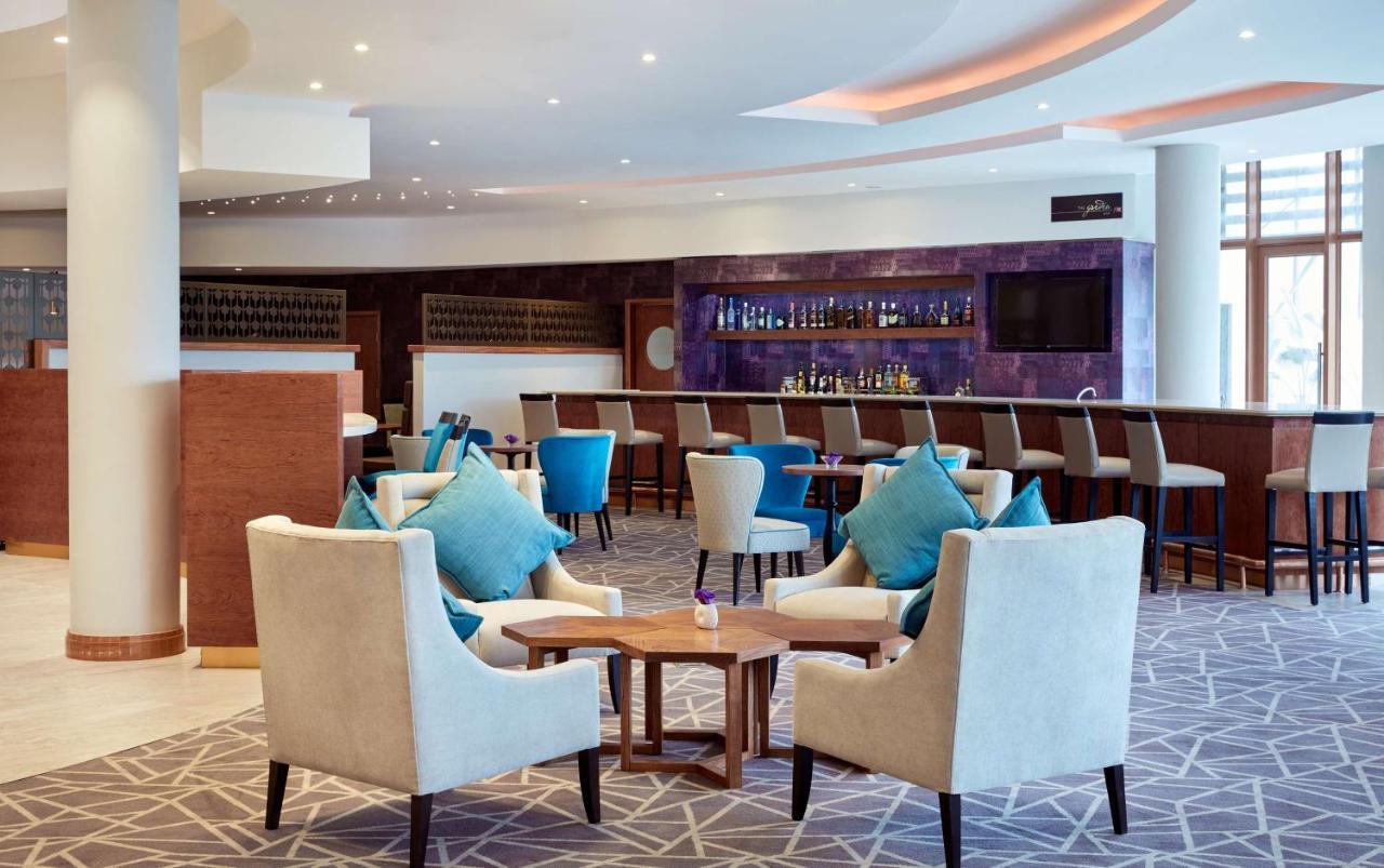 Hilton Garden Inn Society Business Park Лусака Екстериор снимка