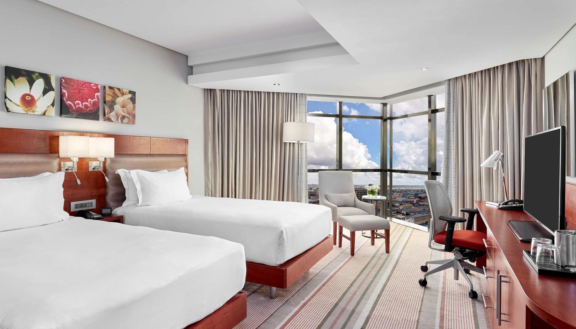 Hilton Garden Inn Society Business Park Лусака Екстериор снимка